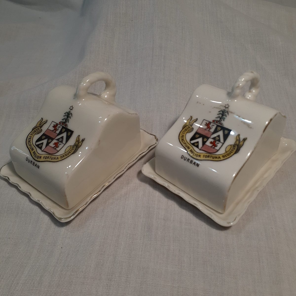 2 Crested China mini Cheese dishes  Durban - Gemma Czechoslovakia 1927 -