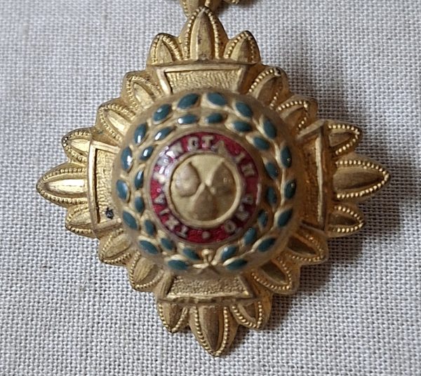 WW2? British Army Officer Pip Badges - Image 2