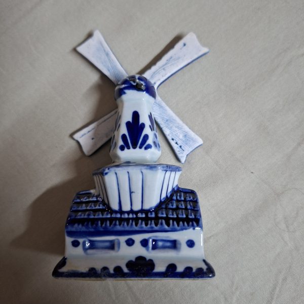 Delft Windmill - Hand painted Delfts Blau - Image 2