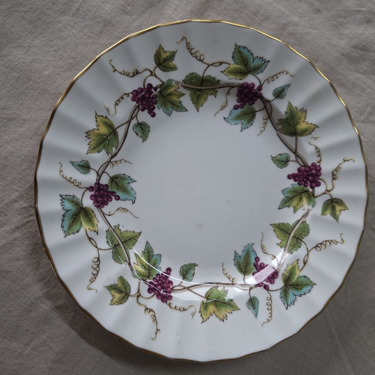 Side Plate Royal Worcester - grapes and vine leaves - replacement porcelain - bacchanal - 16 cms
