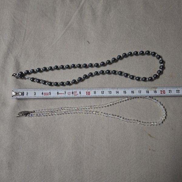 1 Crystal glass and 1 Hematite necklace - 41 and 45 cms, - Image 2