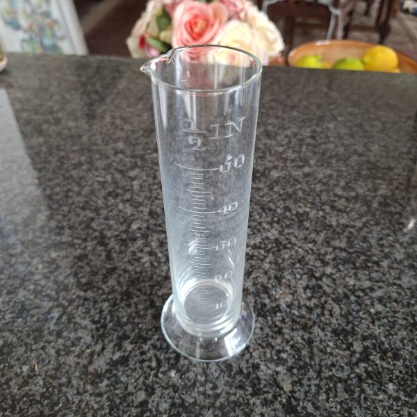 Scientific measuring glass for rain liquids.  In inches.   18 cms tall. - Image 2
