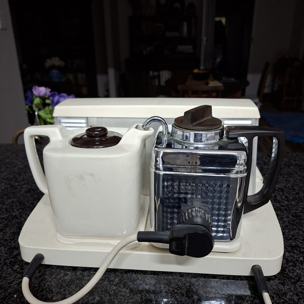 Vintage Retro Goblin automatic tea maker with alarm1970 model - works well!!! - Image 3