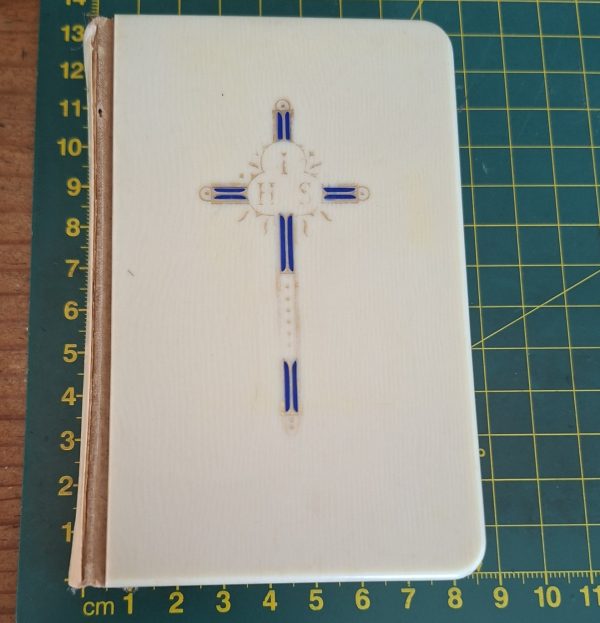 Bible - Book of Common Prayer - Church of England Psalms of David - French Ivory cover - 1949