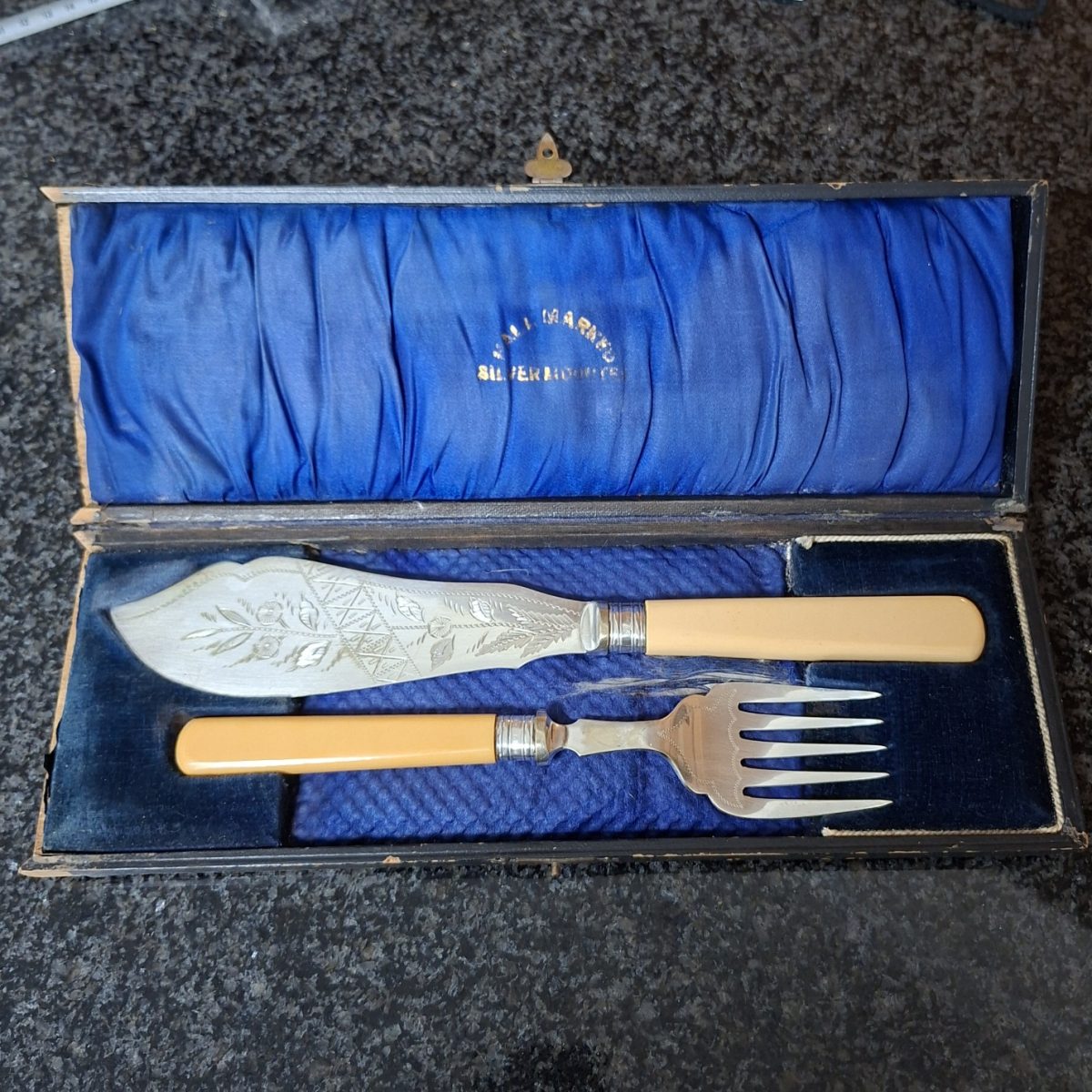 Cake and tart server set - alias Silver collared fish server set - repurpose an old fashioned item!