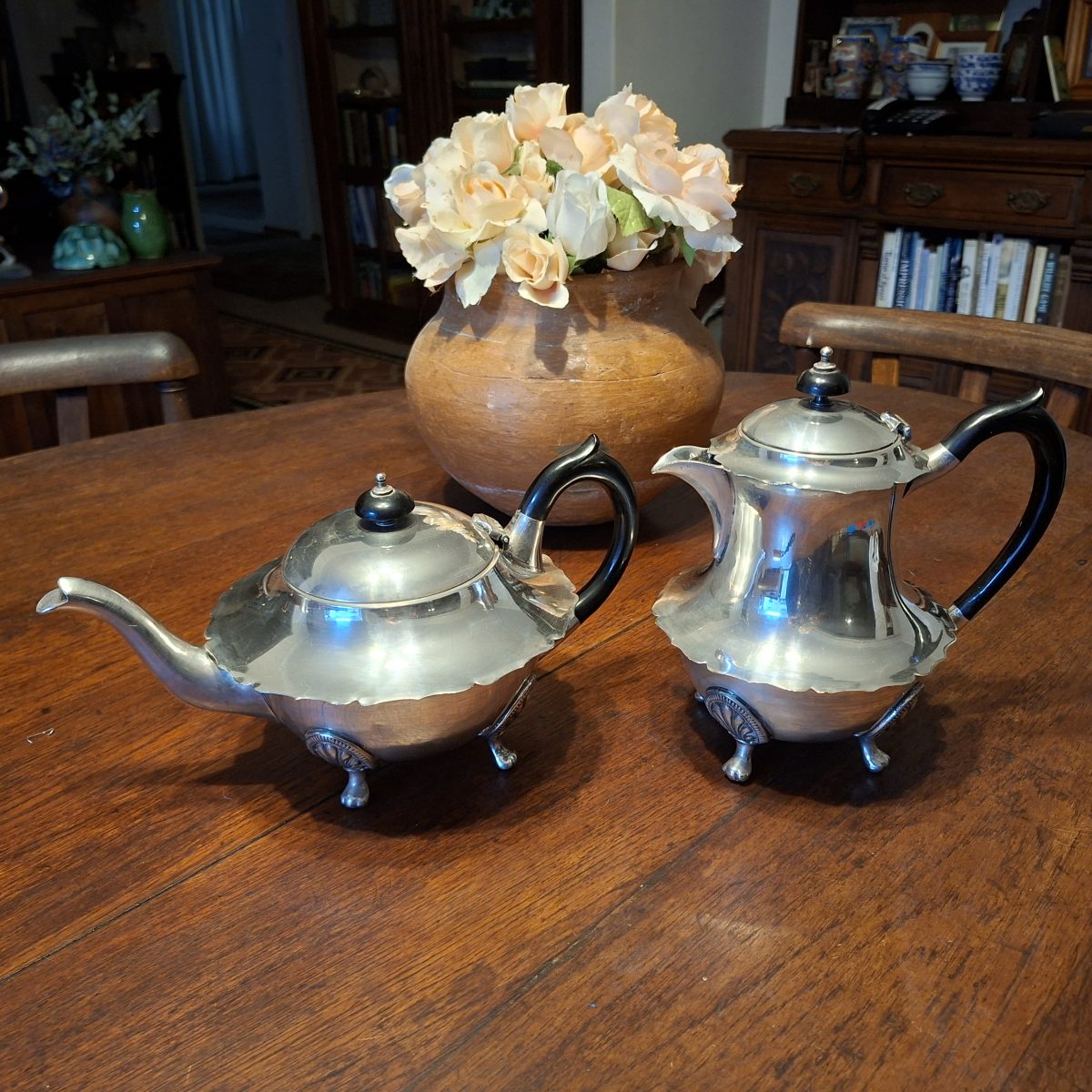 2 Excalibur Silver Plate items 1 tea pot - 1 coffee pot