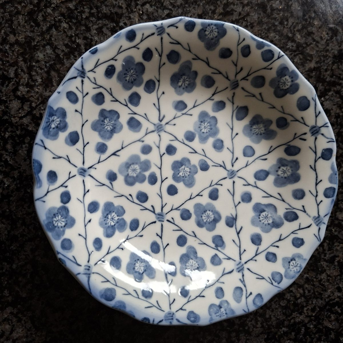 Japanese Arita ware? Plate 14 cms -