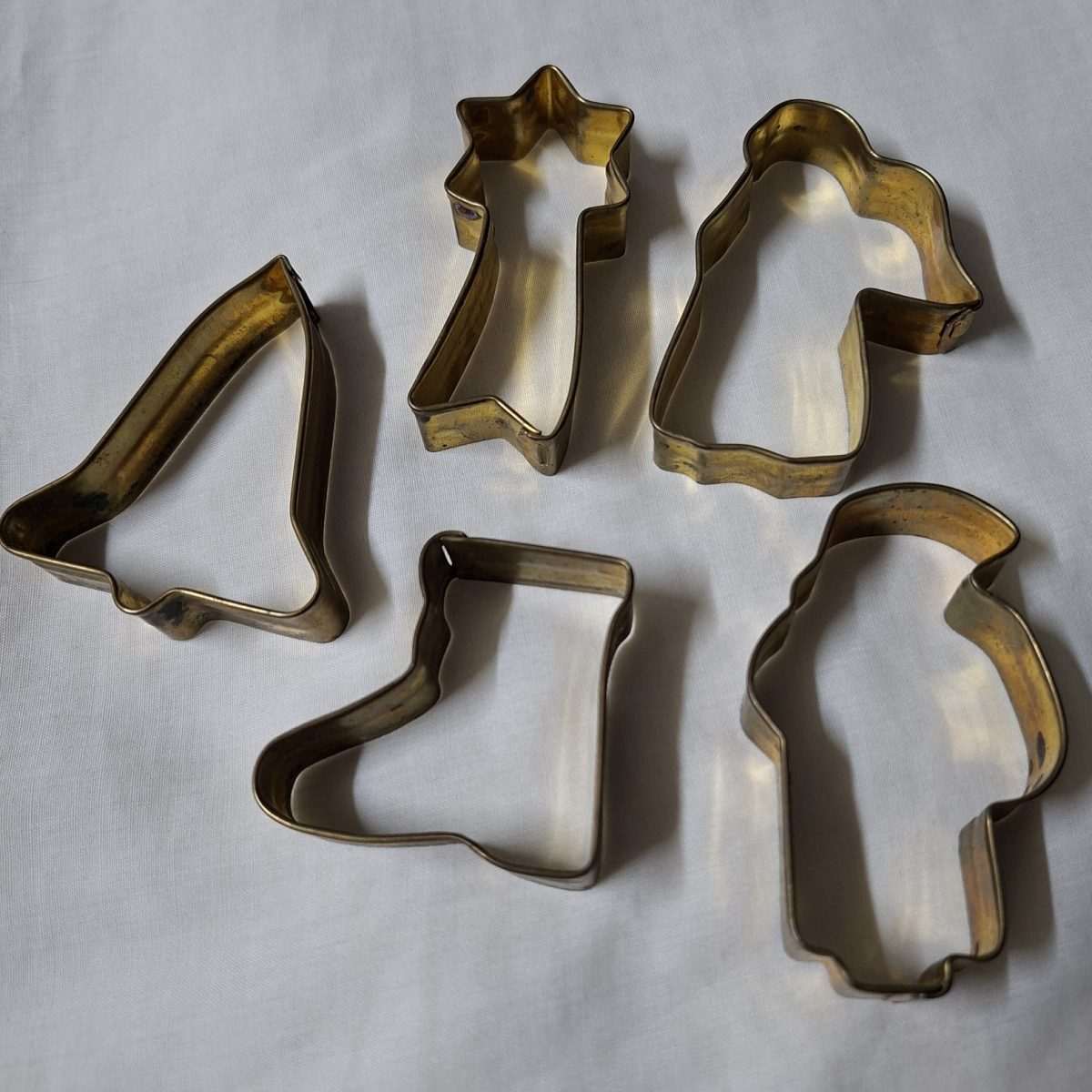 Xmas Cookie Biscuit cutters - made in germany 5 shapes - bell boot star santa angel - kitchenalia