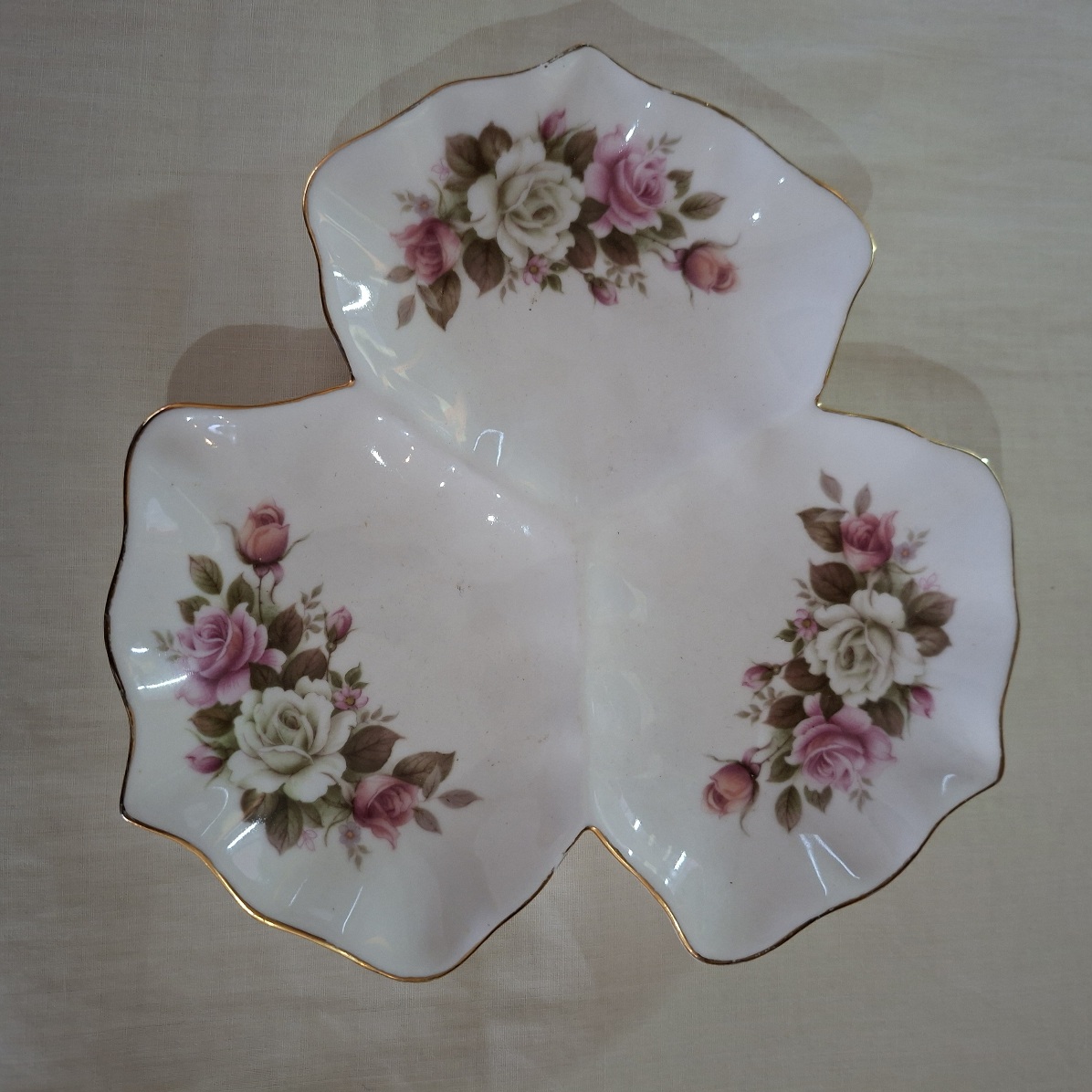 Trinket dish - pink and white roses - fine bone china - 3 sections -19cms dia approx