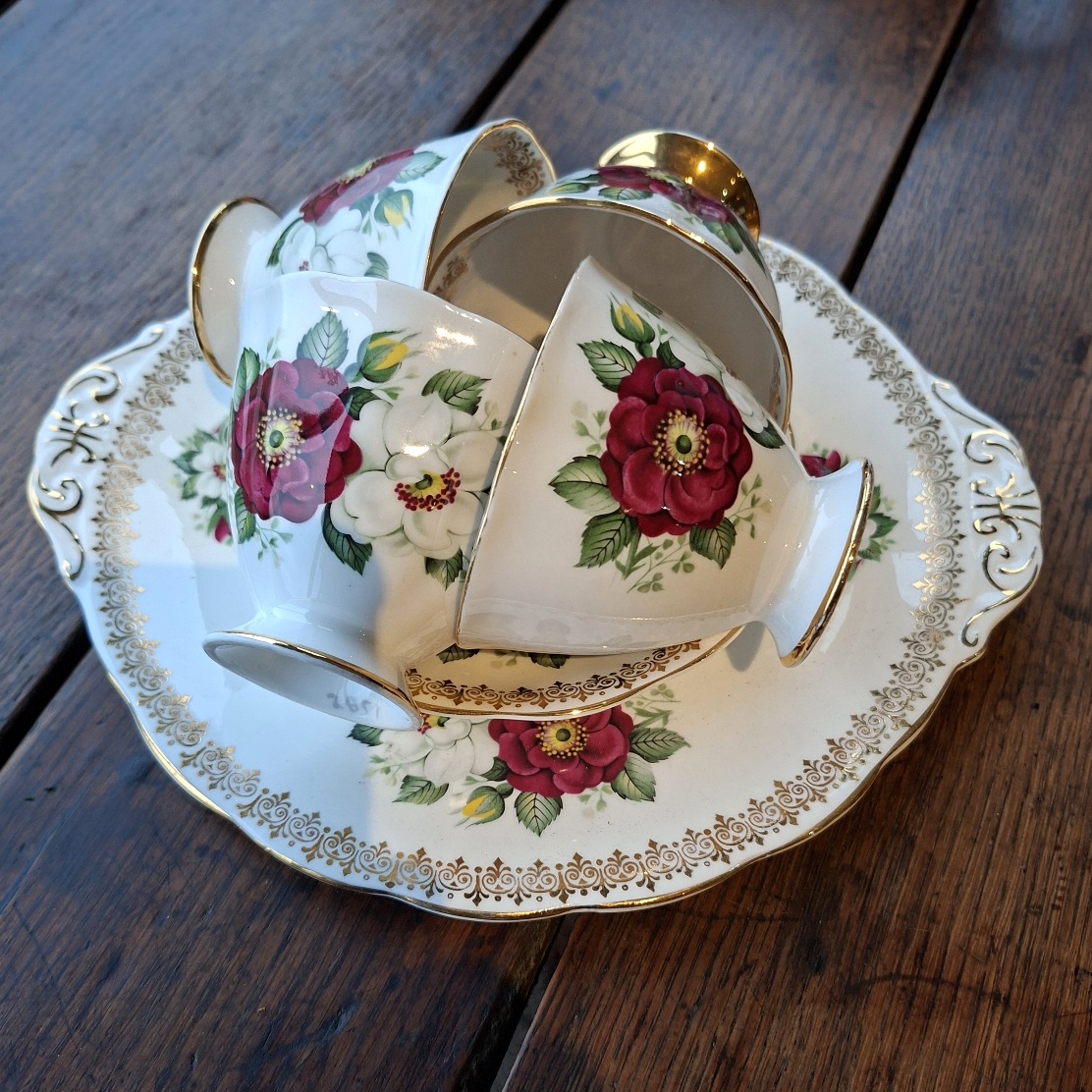 Part Tea set - Royal standard 4 cups, cake plate and a saucer - replacement porcelain