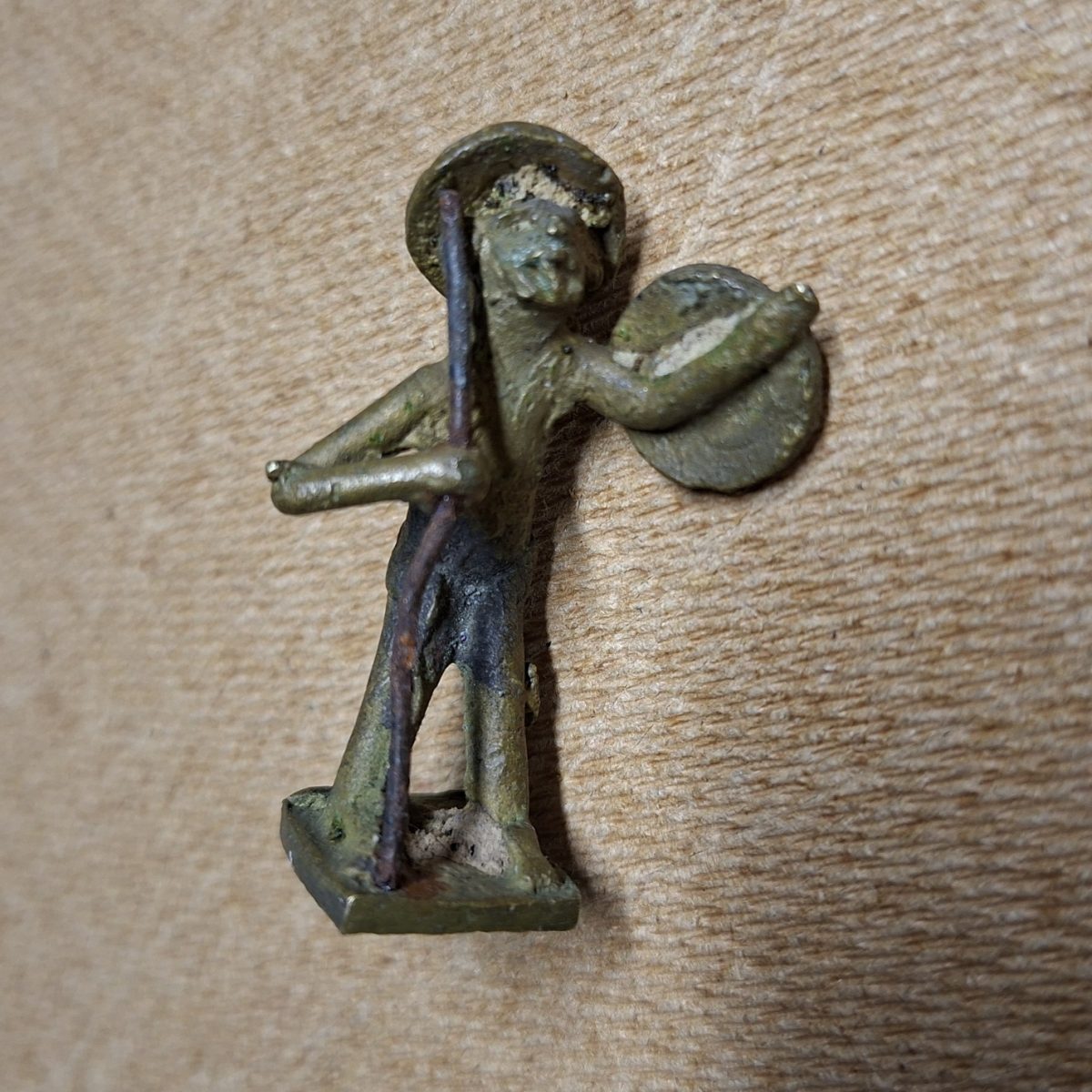 Cast bronze figurine - small African Asanti Benin?