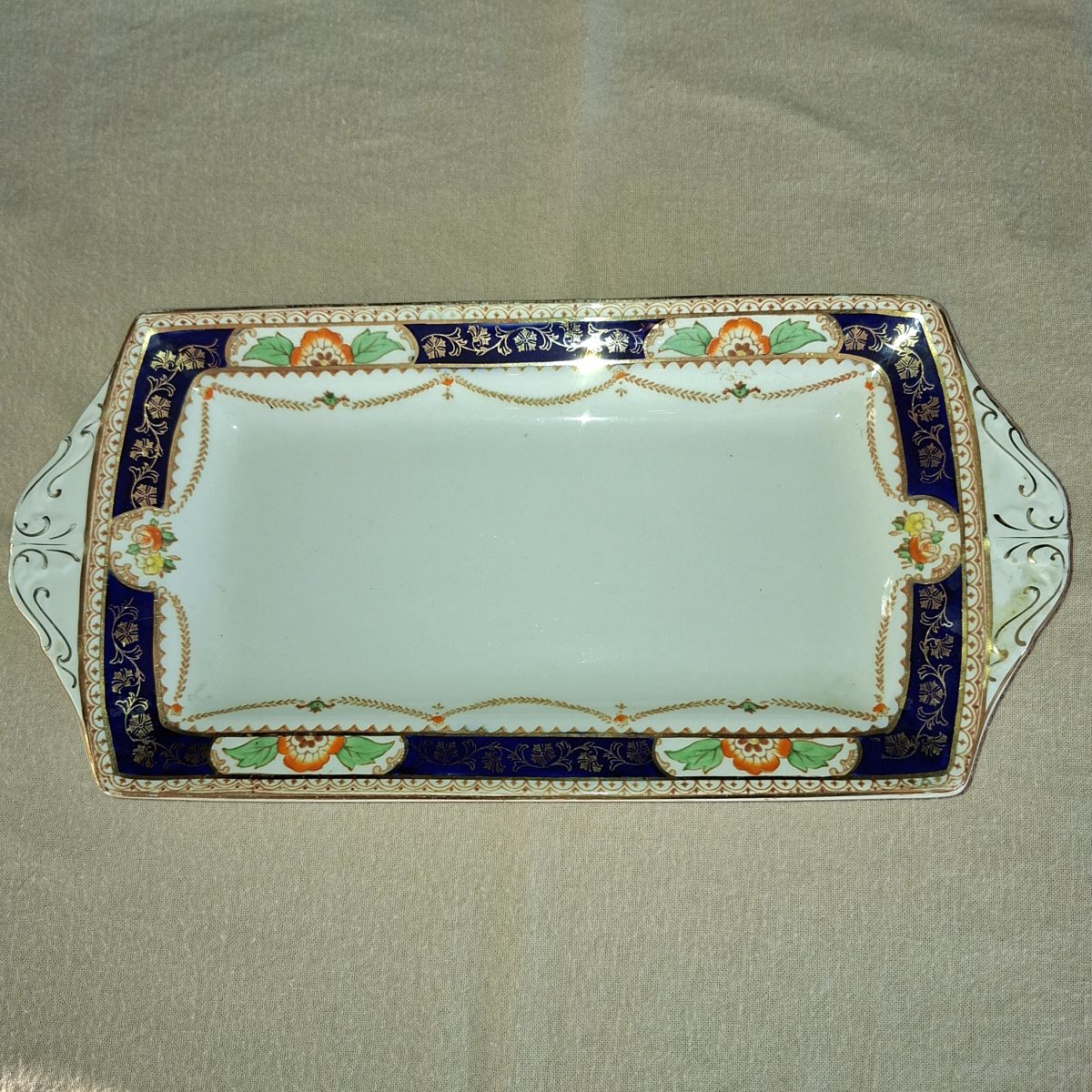 Alfred Meakin Sandwich plate 1930's - replacement porcelain - Halceon pattern flow blue