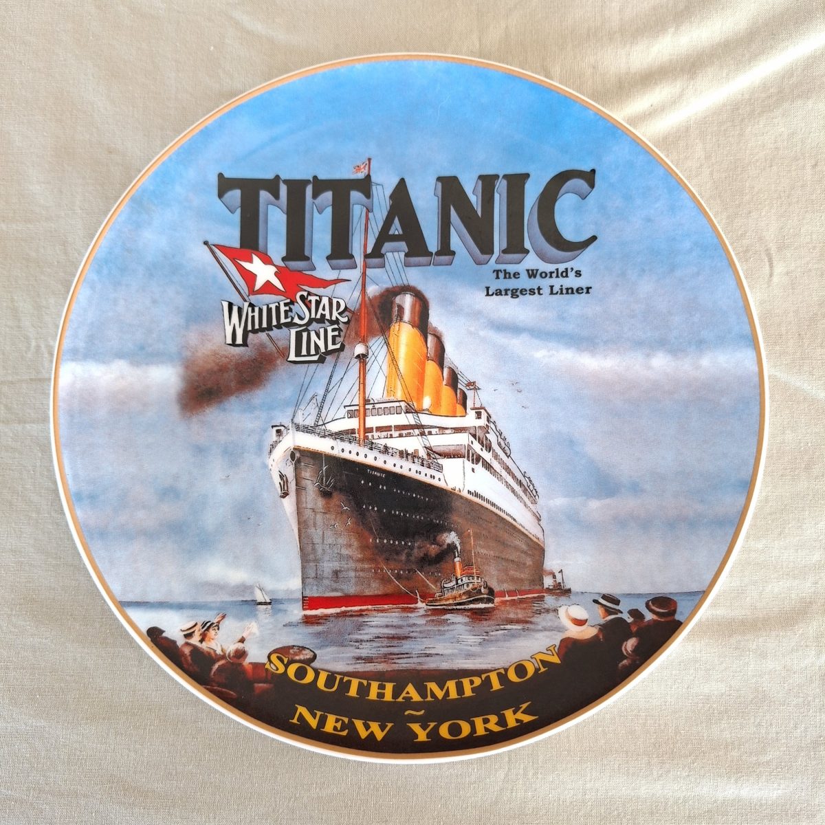Titanic Souvenir plate - white star Line.  Porcelain