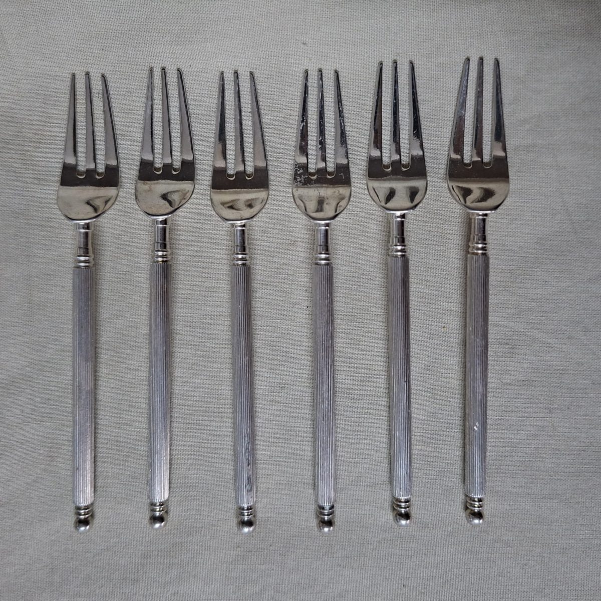 6 small cake forks, snail forks,
