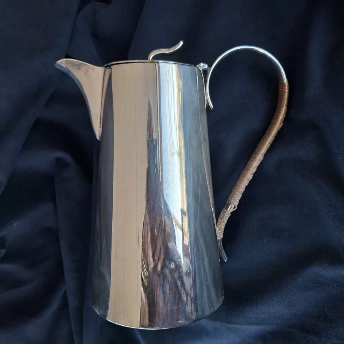 Silver plated Deco style hot water jug.