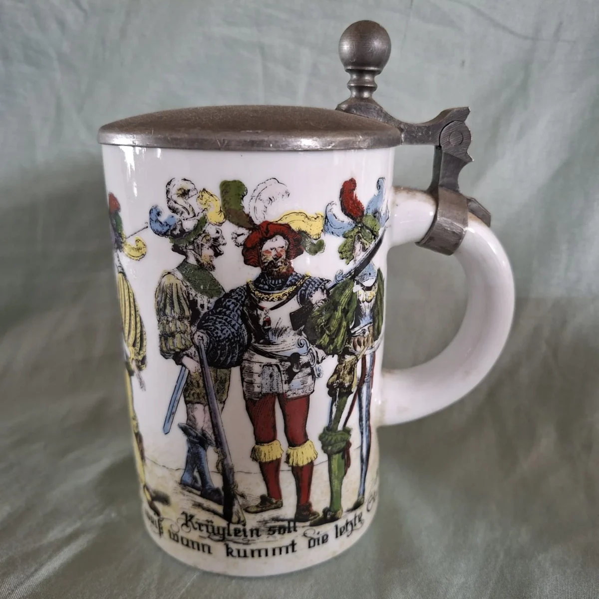 German porcelain Stein mug  beer tankard - Images of Historical german soldiers