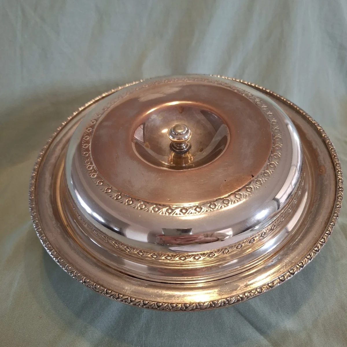 Silver Plate serving bowl with 3 removable divisions. Seranco SPonC