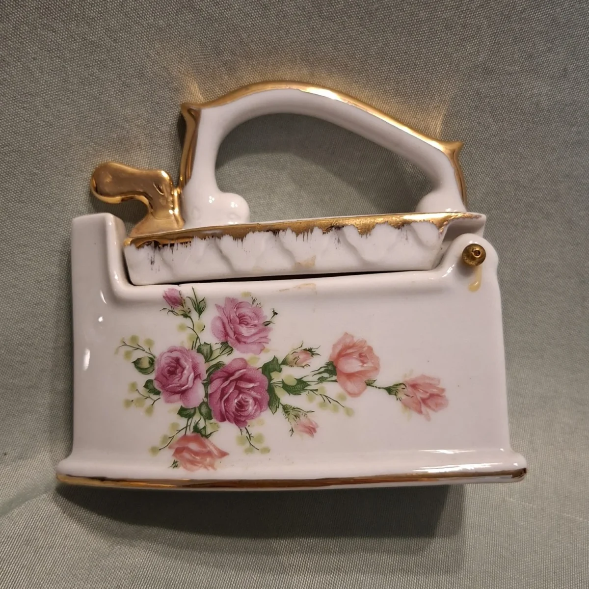 Ceramic mini sad iron trinket - made in spain  9 x 8 cms