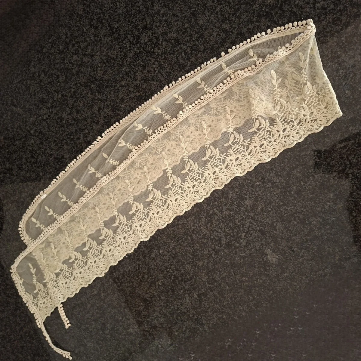 Vintage cotton lace