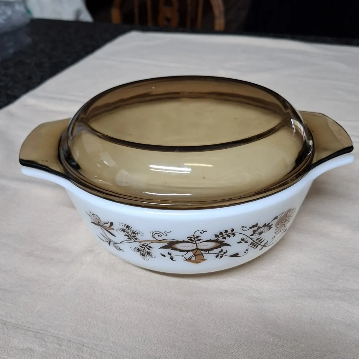vintage pyrex bowl and lid - brown vine design early '80's