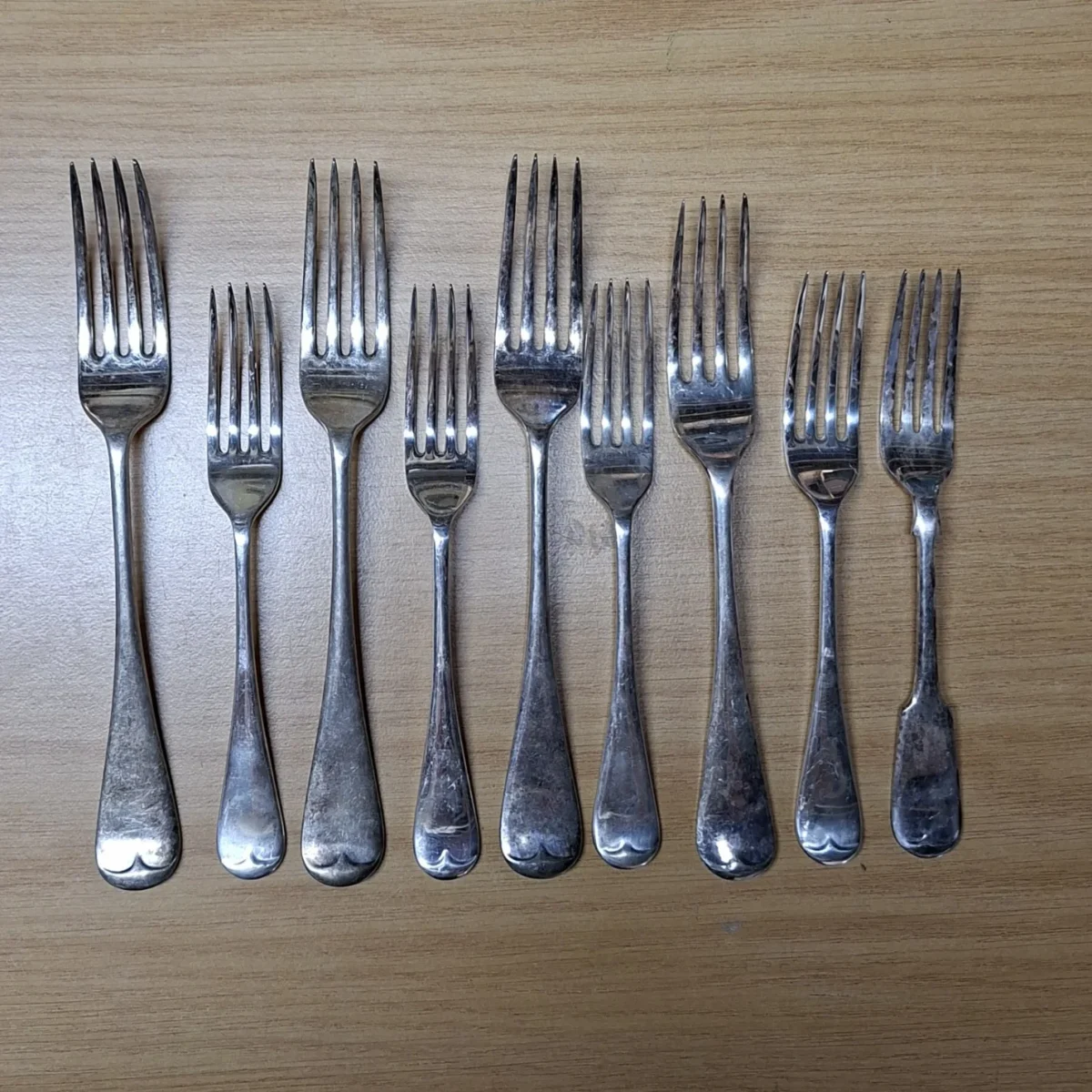 Vintage cutlery Dinner forks Phillip Ashberry Sheffield 4 dinner and 5 dessert
