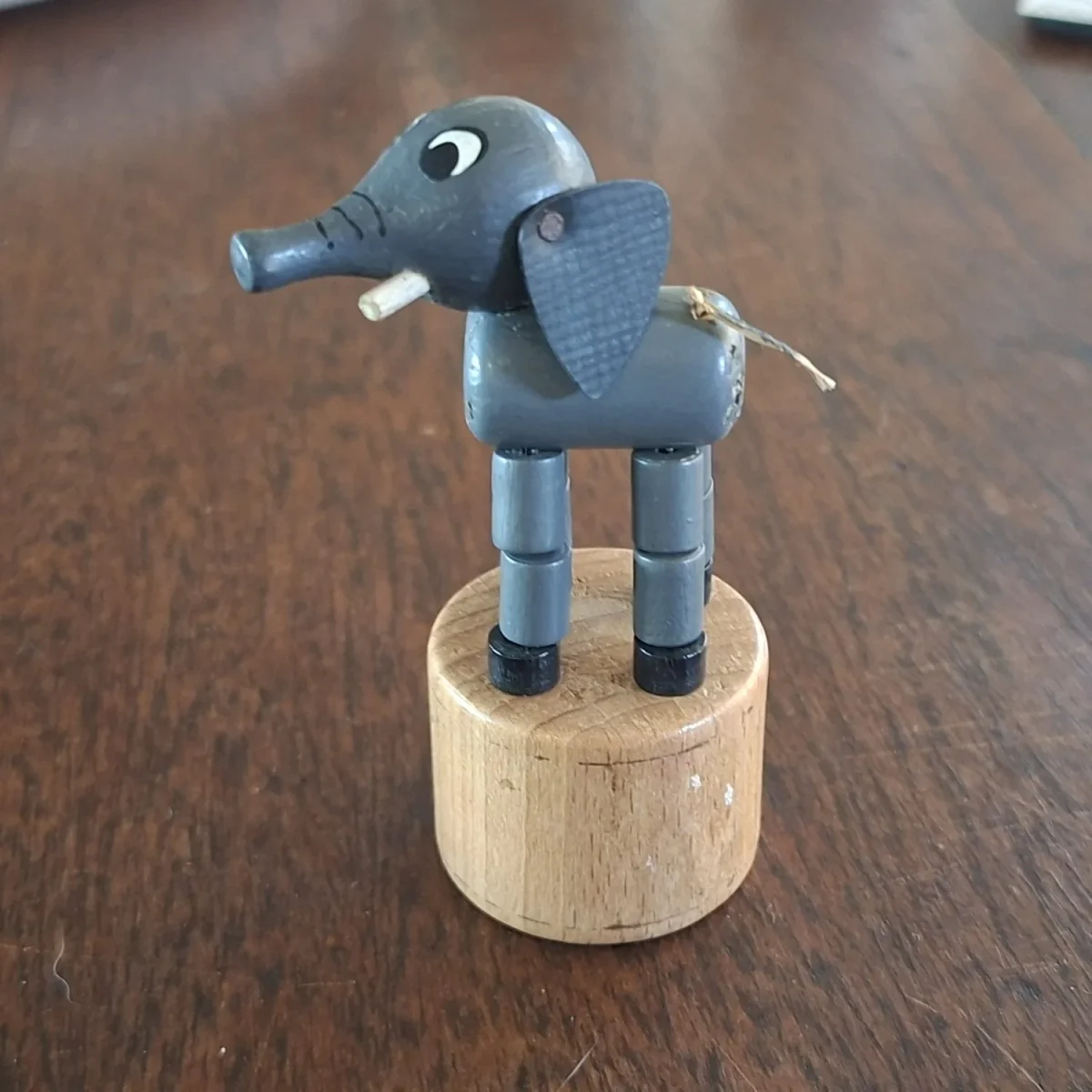 Wooden push mini puppet - Wakouwa - wiggle toy - vintage toy.